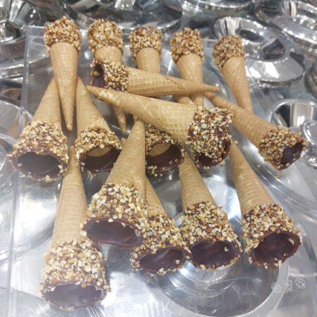 CONO CROCCANTE CIOCCOLATO BIANCO E COCCO